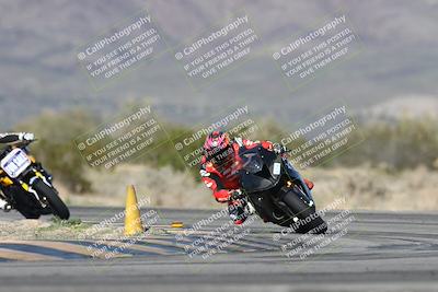 media/Jan-15-2026-Racers Edge (Thu) [[dfebeb70ab]]/2-A Group/Session 5 (Turn 5)/